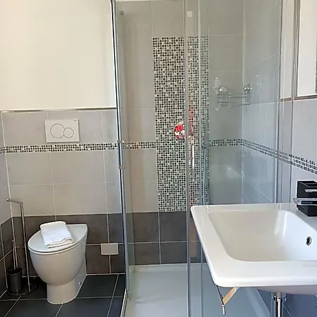 Sunnycornerinrhome Oda ve Kahvaltı 4*