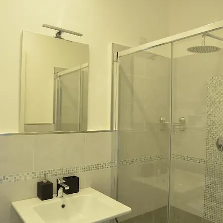 Sunnycornerinrhome B&B 로마